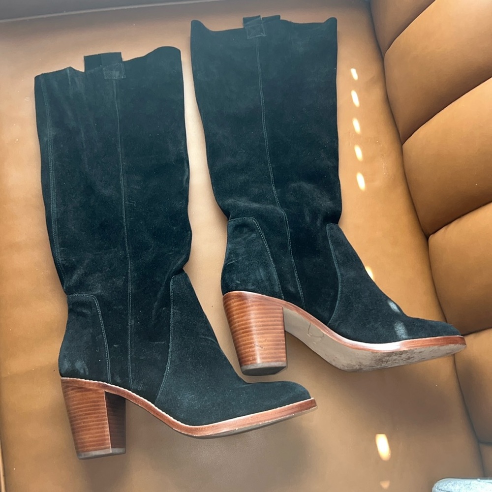 Matt Bernson size 11 knee high black boots